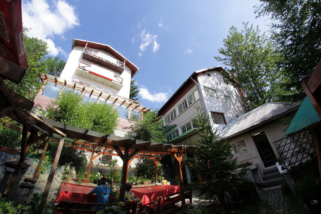 Cazare Casa Cristina Busteni Luaran gambar