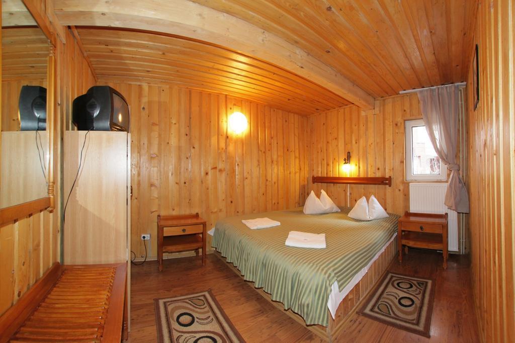 Cazare Casa Cristina Busteni Luaran gambar