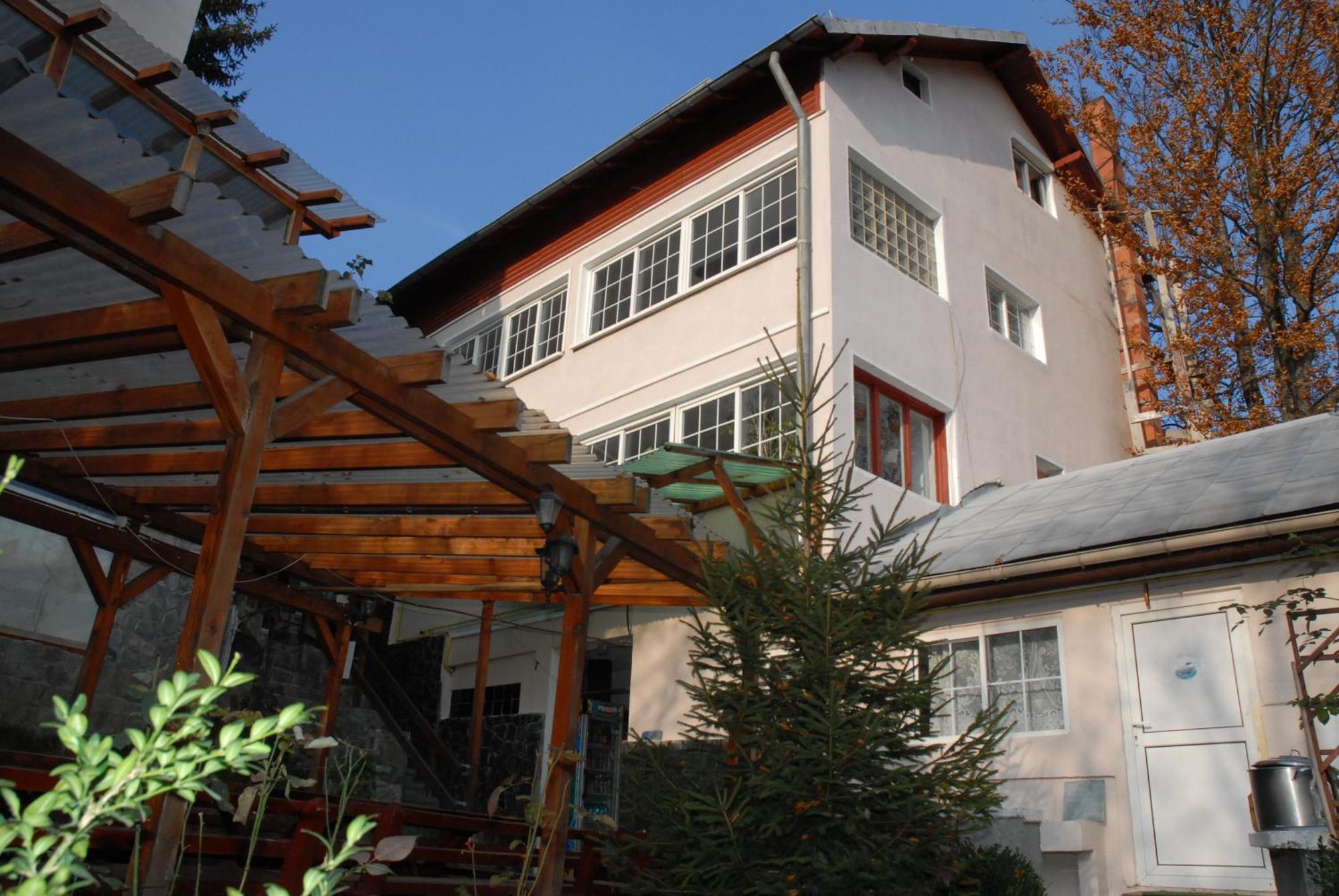 Cazare Casa Cristina Busteni Luaran gambar